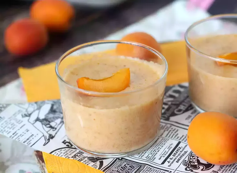 Mousse à l'abricot super facile à faire, sans cuisson et avec peu d'ingrédients!