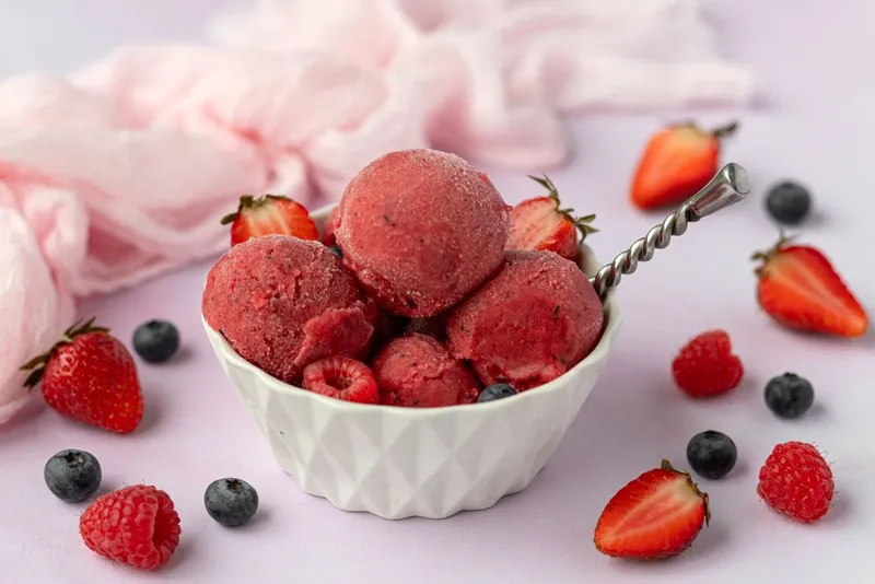 Sorbet aux fruits rouges maison