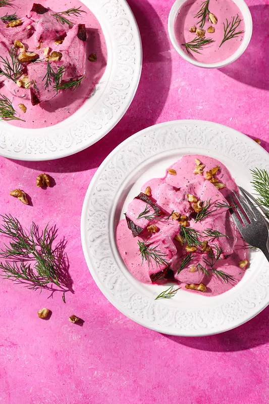 Salade grecque à la betterave et au yaourt
