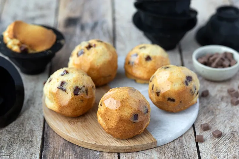 Muffins au chocolat blanc et pépites de chocolat au lait