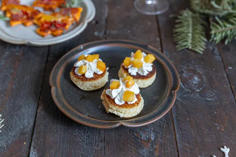 Briochettes au fromage de chèvre et kaki