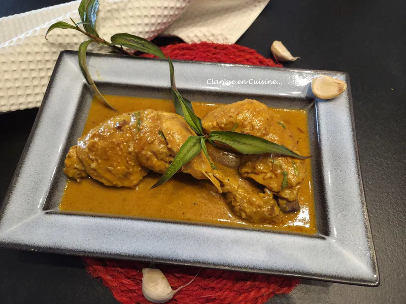 Cuisses de poulet à la sauce cacahuète