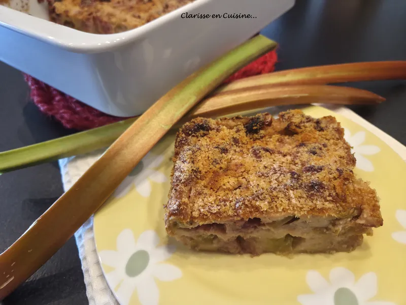 Mendiant à la rhubarbe et aux fraises