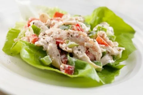 Salade de poulet crémeuse à l’avocat