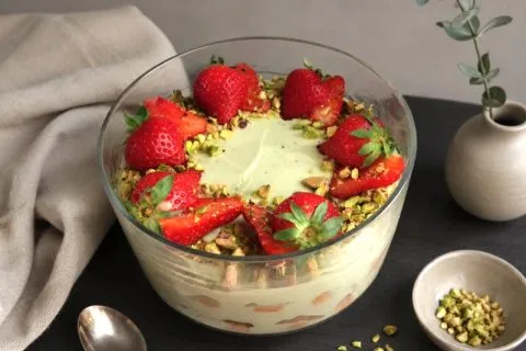 Tiramisu fraises pistaches