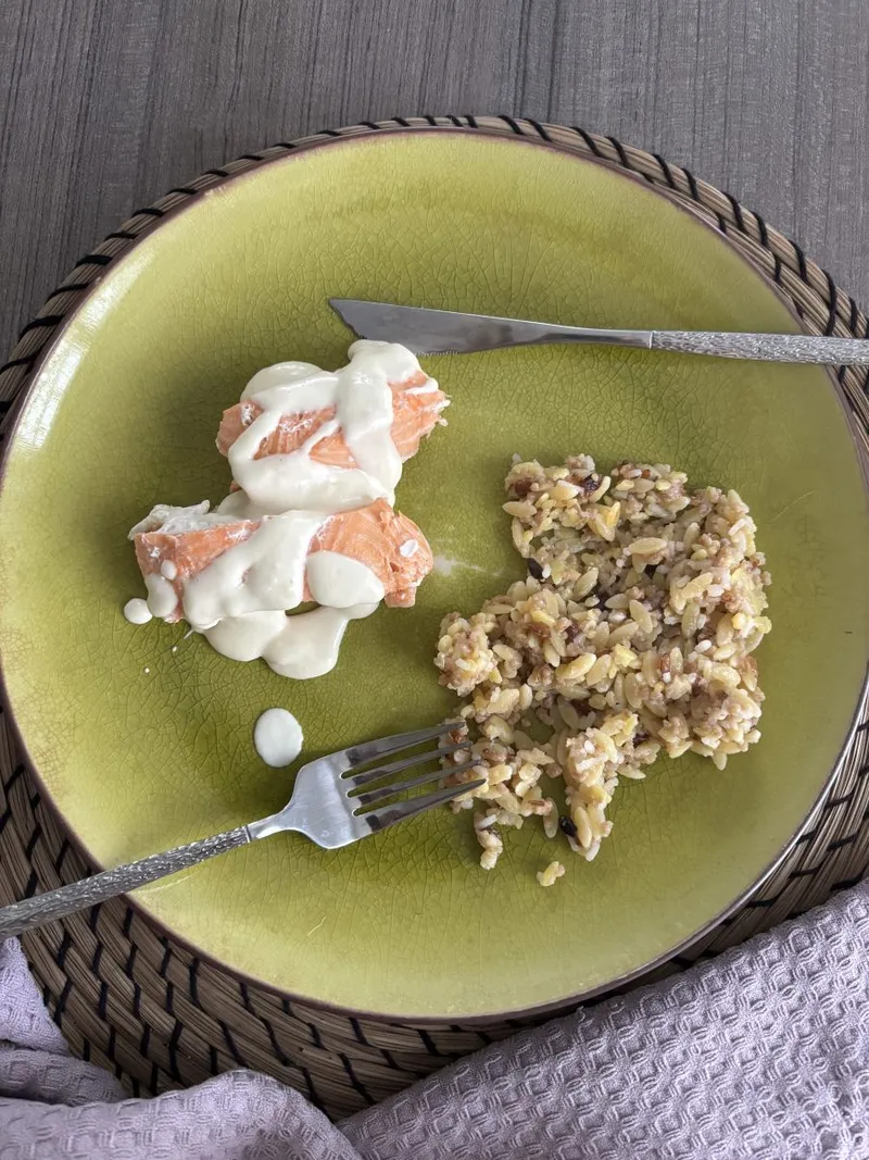 Saumon sauce au parmesan moutardée.