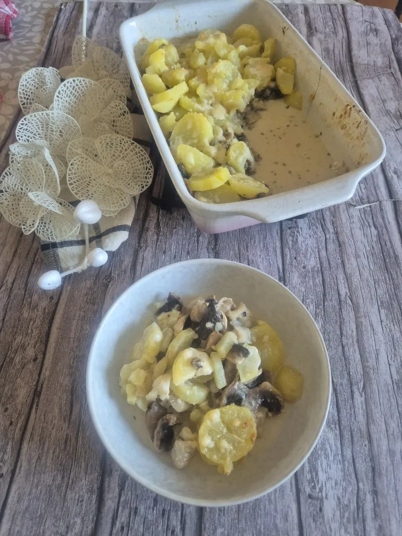 Gratin de poissons aux champignons, pommes de terre et parmesan