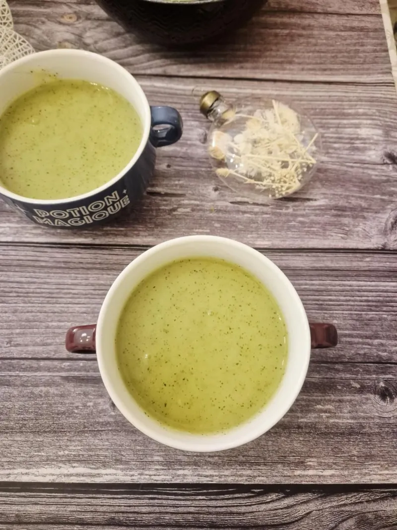 Soupe pommes de terre et courgette (Monsieur Cuisine Smart )