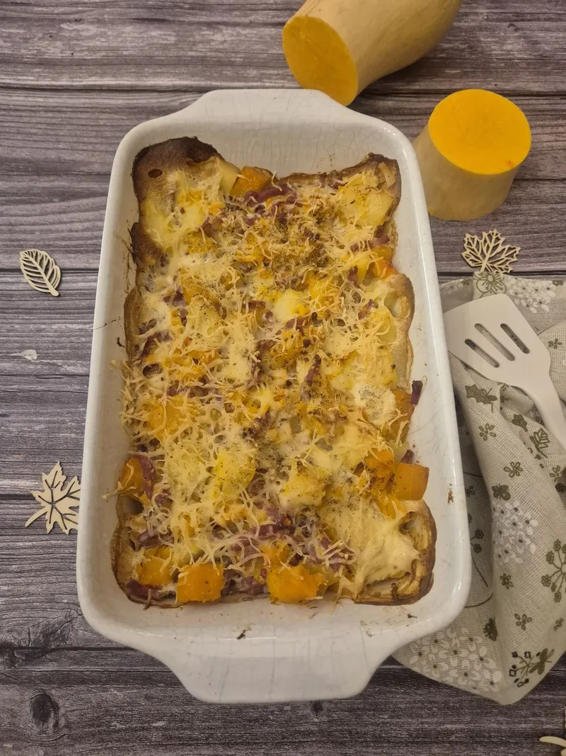 Gratin de butternut, pommes de terre au bacon
