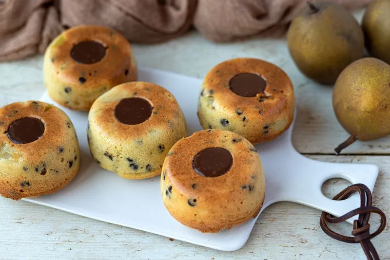 Moelleux aux poires, amande et chocolat