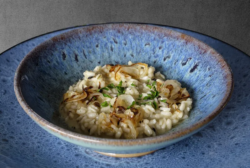 Risotto à la truffe, échalotes rôties