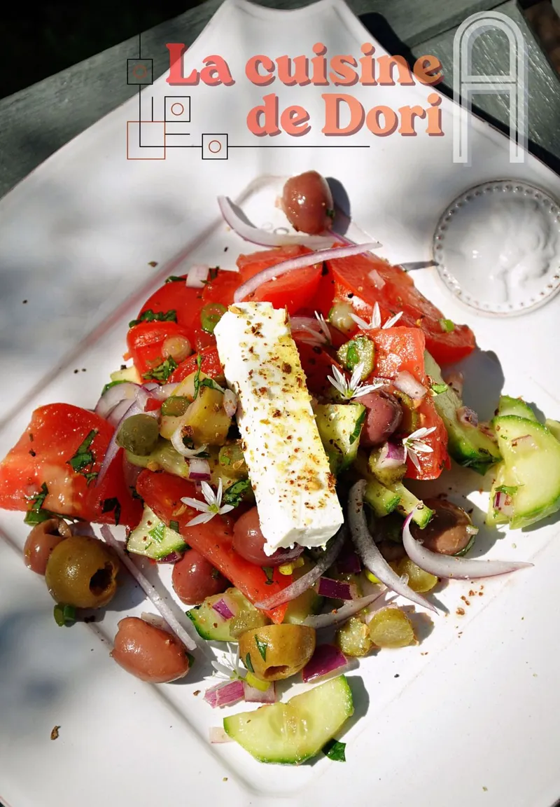 Salade grecque à l'ail des ours