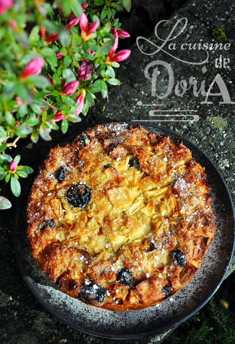 Pudding aux pommes, raisins secs, Rhum et cannelle