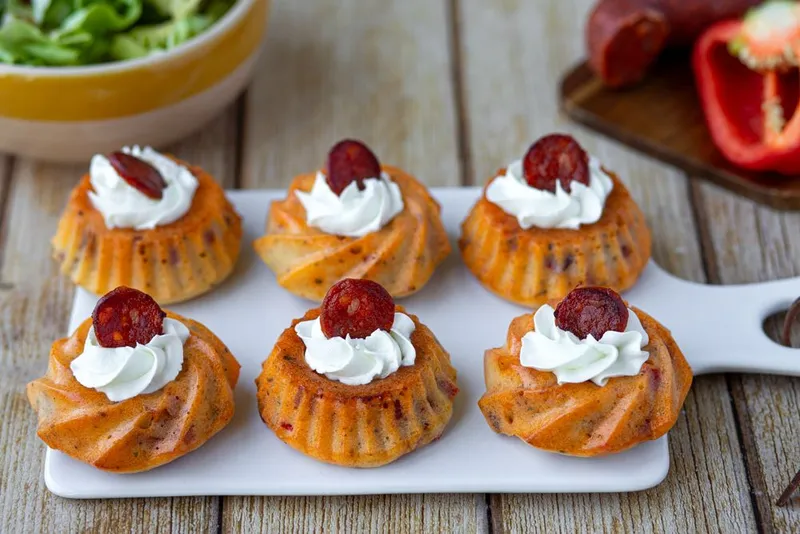 Cupcakes salés au chorizo et chèvre