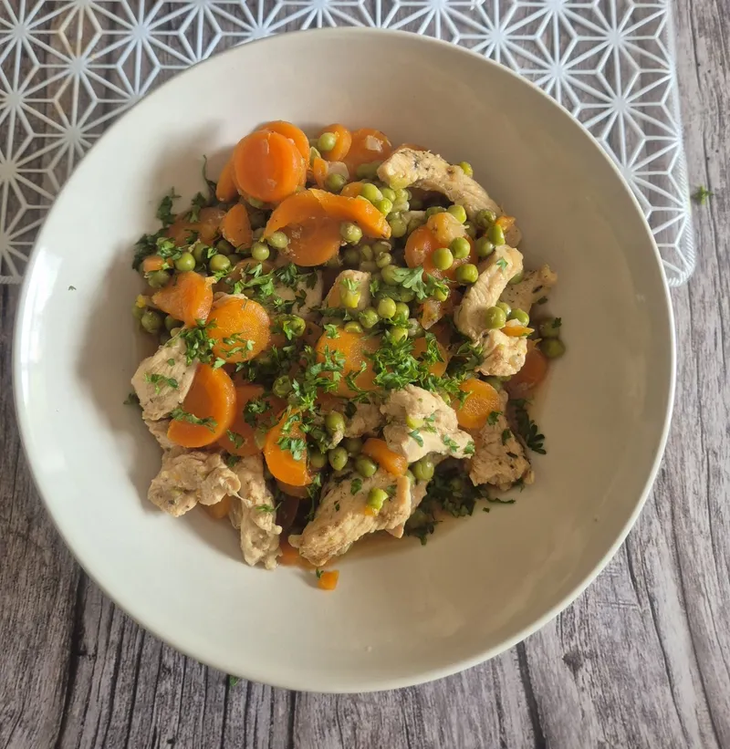 Filet de poulet aux petits pois carottes (Cookeo)