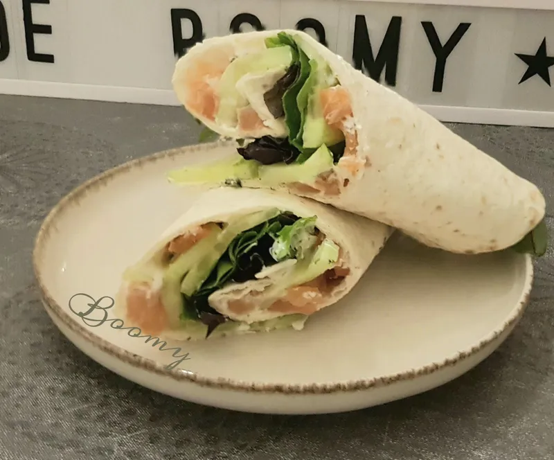 Wrap protéiné au saumon fumé