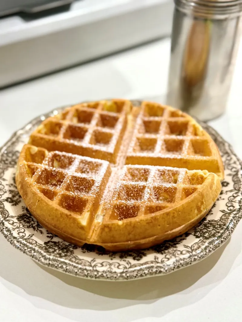 Gaufre gourmande ultra moelleuse : la recette épaisse et aérienne qu’on adore