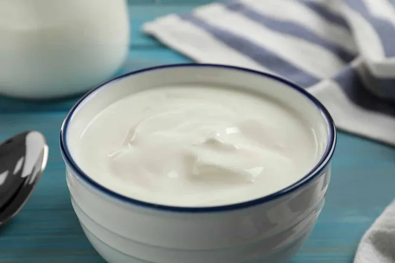 Yaourt grec : bienfaits, valeurs nutritionnelles et conseils de consommation
