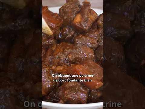 Un très bon plat très simple entièrement au cuiseur à riz : la poitrine de porc au caramel