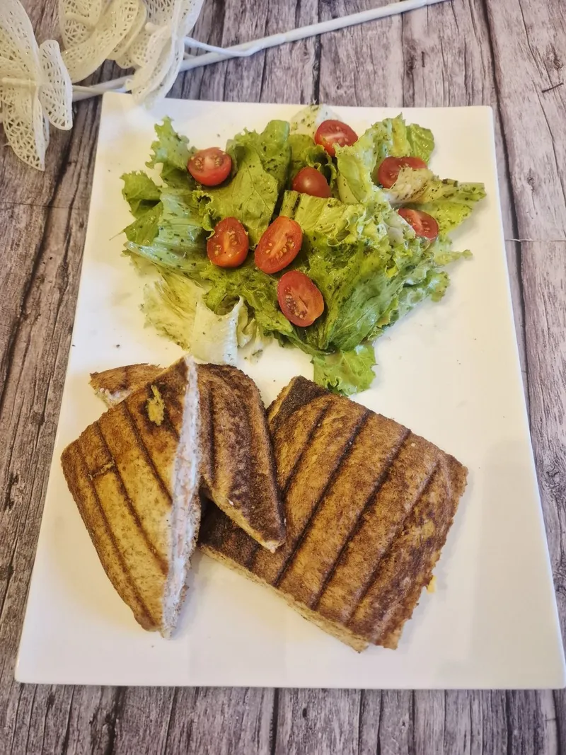 Croque monsieur saumon fromage