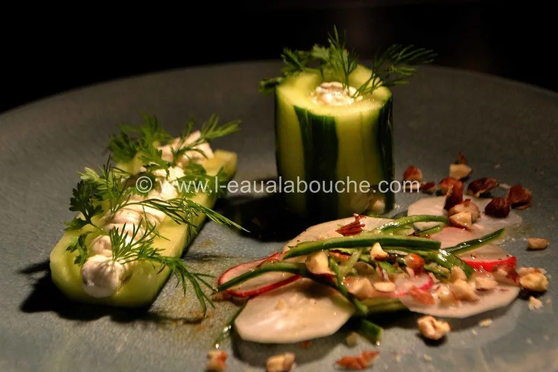 Concombre Au Chèvre Frais Et Aux Herbes
