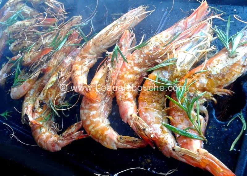 Crevettes Au Curry Et Romarin À La Plancha