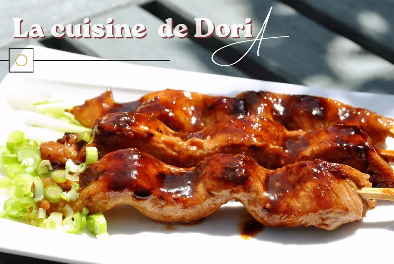 Brochettes de porc, sauce teriyaki