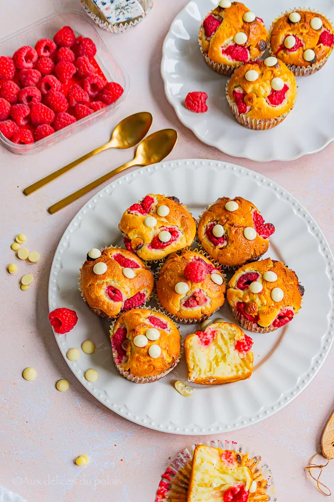 Muffins aux framboises et chocolat blanc