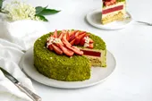 Entremets fraises pistache