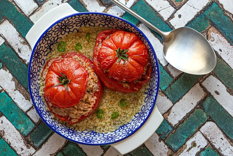 Tomates farcies au thon et boulgour