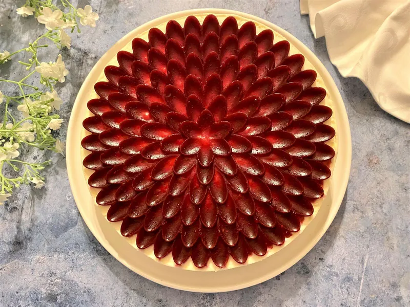 Entremets aux fruits rouges et au chocolat blanc