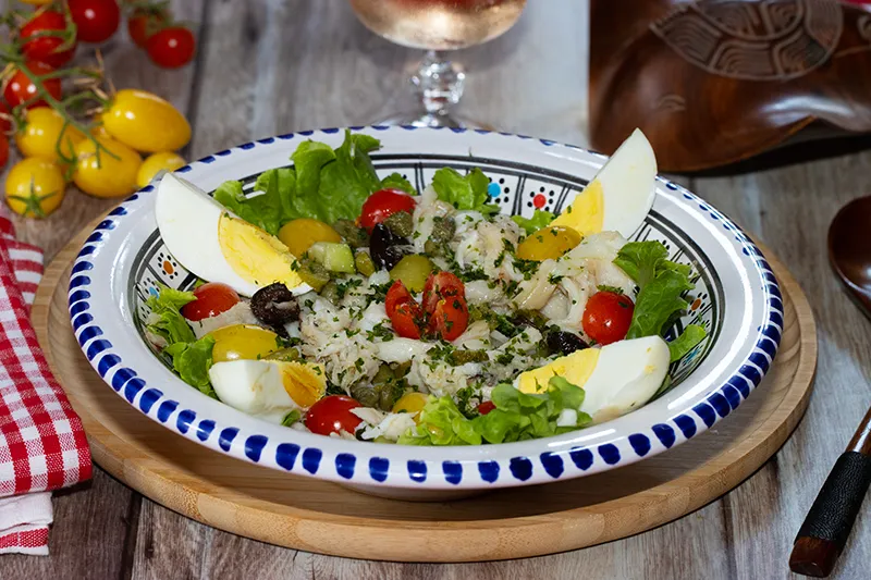 Effilochée de raie tiède en salade
