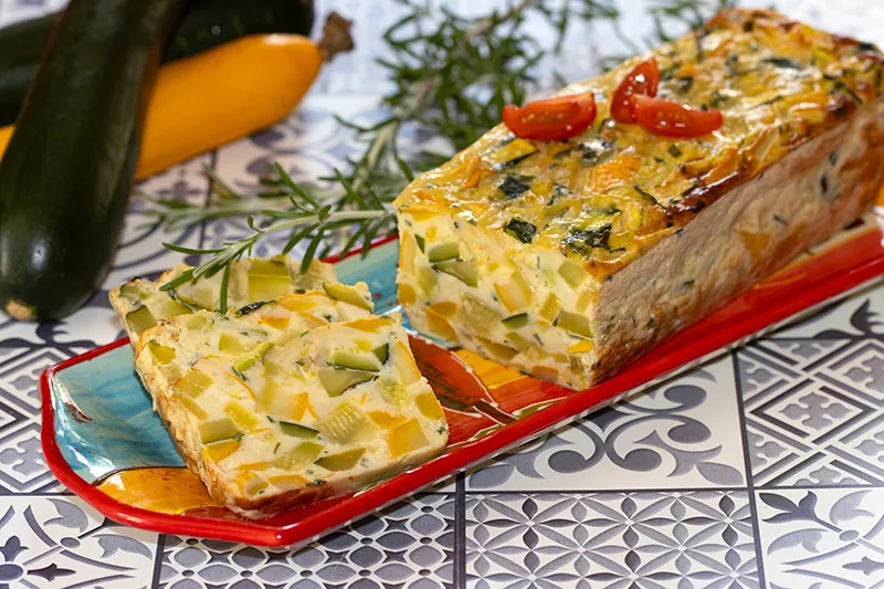Flan de courgettes au romarin et à la ciboulette