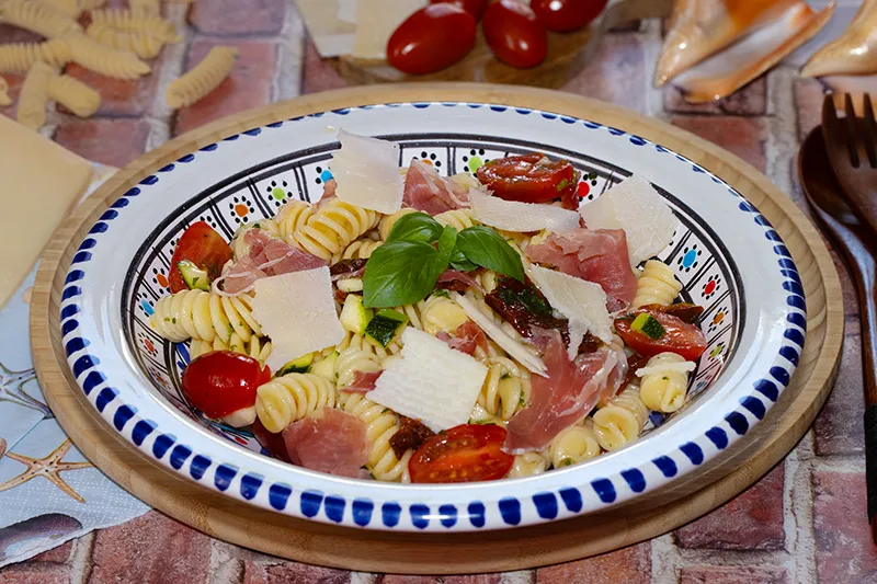 Salade de pâtes fusili à l’italienne