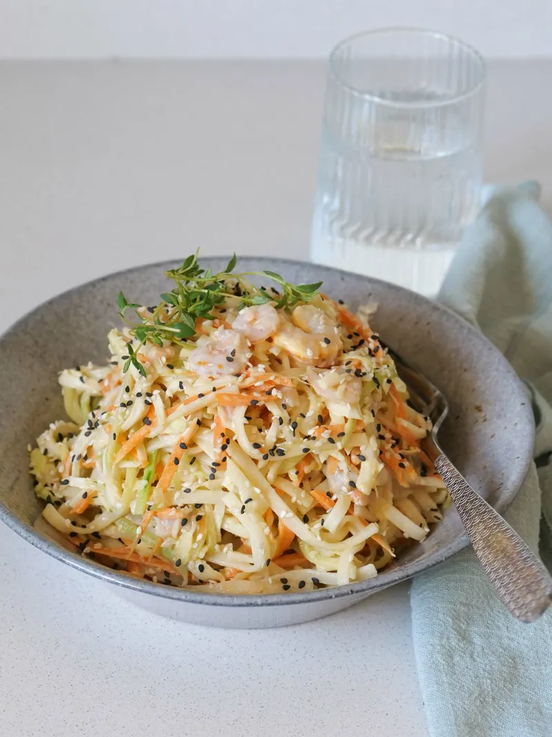 Salade kani au surimi et aux crevettes