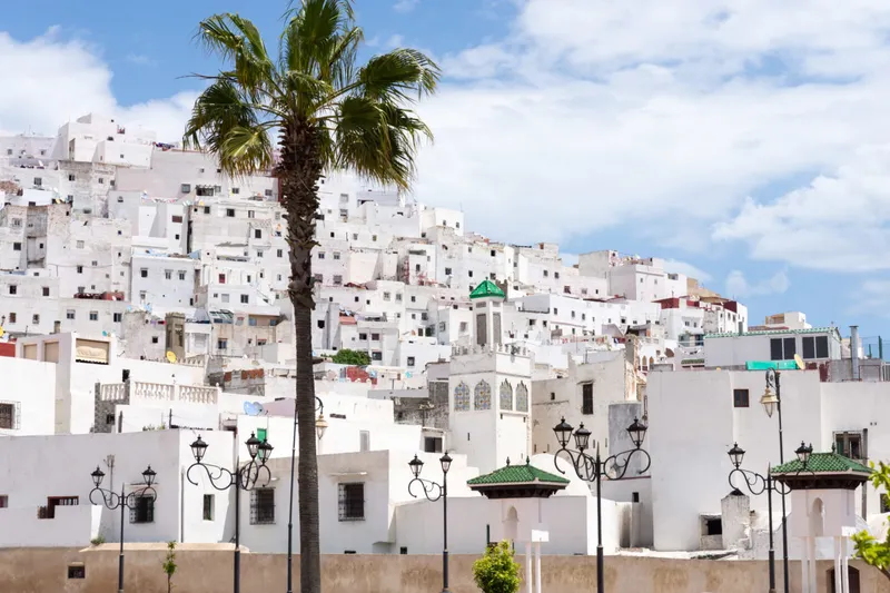 Tétouan : maisons blanches et sourires en cascades