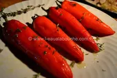 Poivrons Rouges Farcis Au Chèvre Frais À L'Huile D'Olive Et Thym