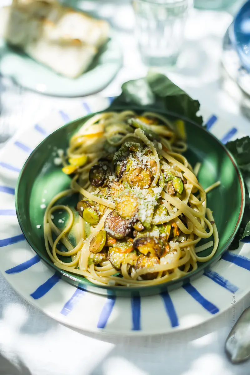 Pâtes aux courgettes et fleurs du potager, façon Nerano