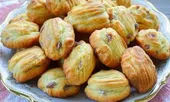 Madeleines Salées Lardons, Olives et Thym