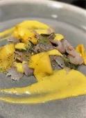 Recette Gravlax de bar, velours de mangue et citron caviar