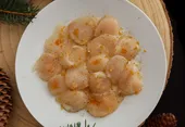Carpaccio de Saint-Jacques, Poutargue et Citron Caviar