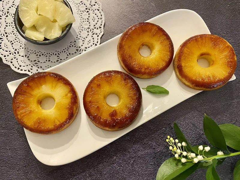 Gâteaux individuels à l’ananas