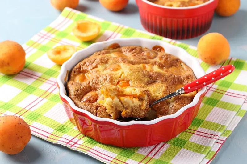 Clafoutis aux abricots facile rapide prêt en 15 minutes