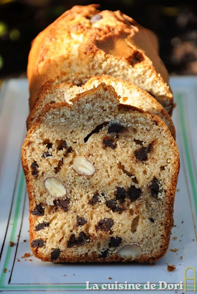 Cake à l'amande et chocolat noir