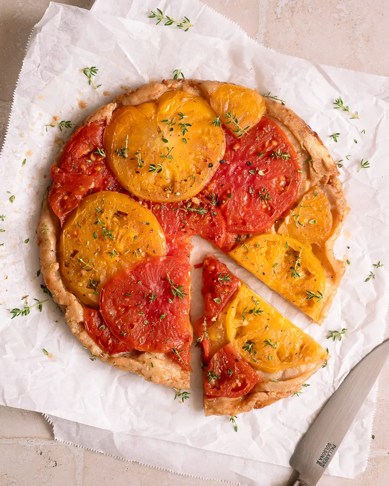 Tarte façon tatin à la tomate
