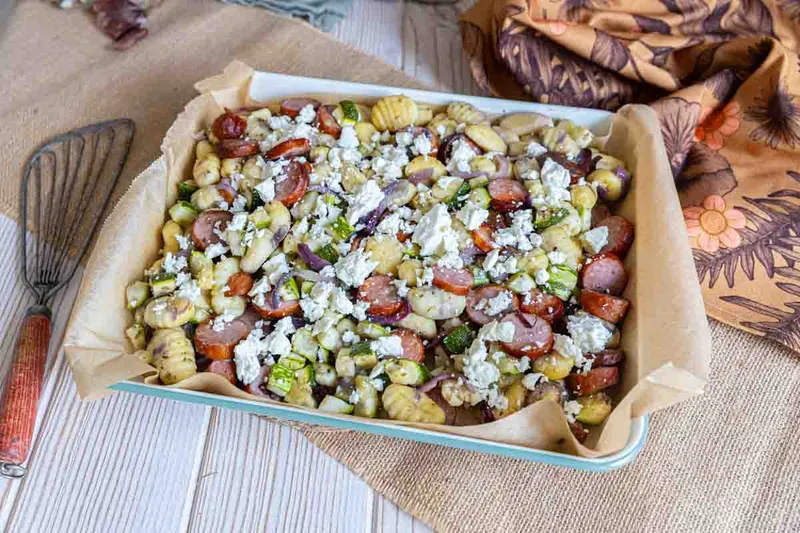 One pan gnocchis aux courgettes et saucisses