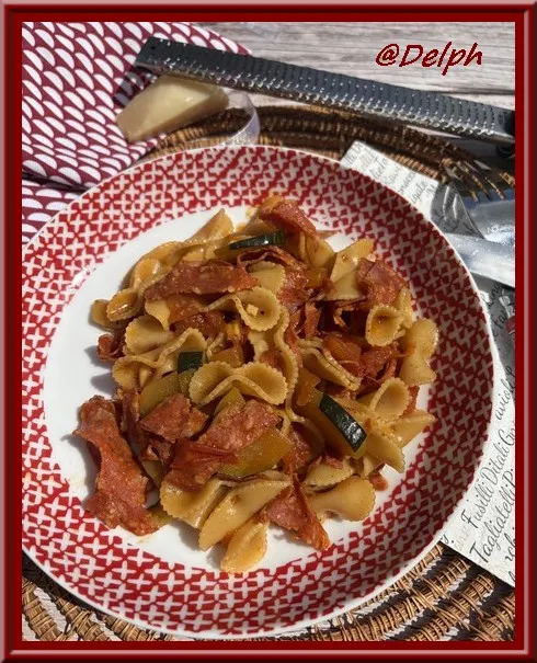 One pot pasta aux tomates, courgette et chorizo