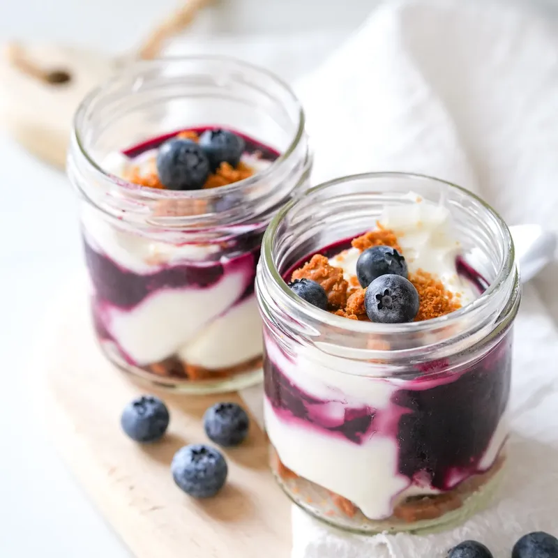 Cheesecake aux myrtilles (facile et sans cuisson)