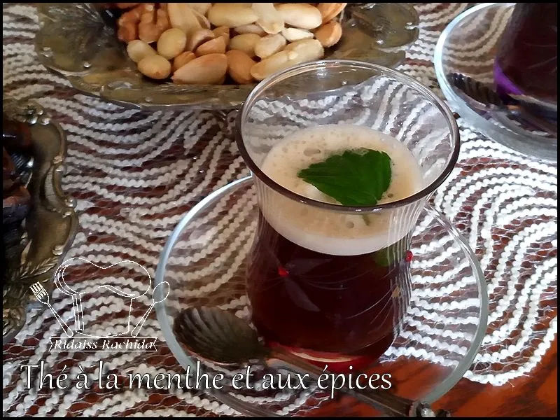 Thé à la menthe et aux épices = Défi Bataille Food #149