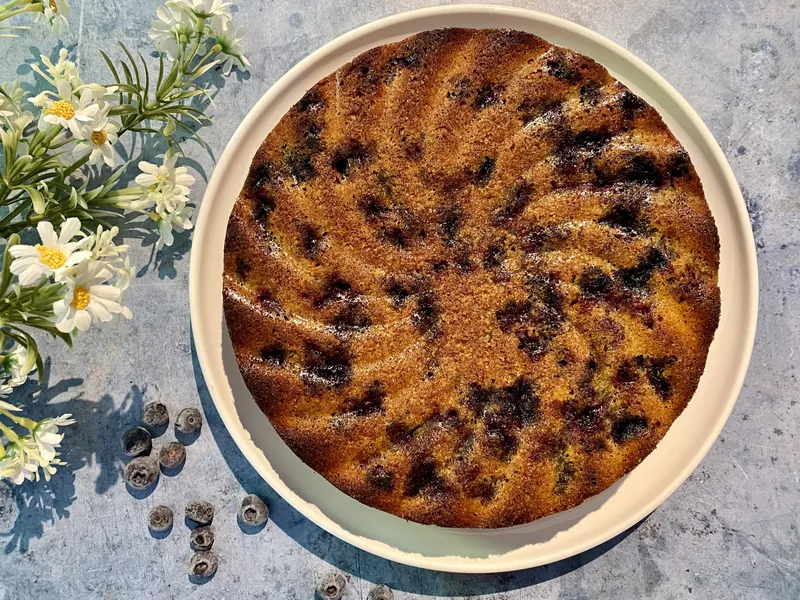 Cake au citron, myrtilles et amandes de Yotam Ottolenghi